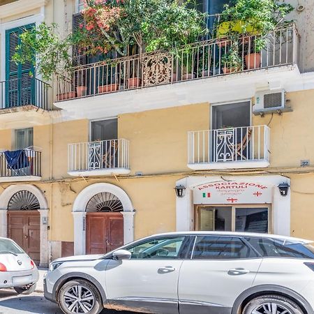 Stazione Centrale & Universita Lovely Apartment Бари Екстериор снимка