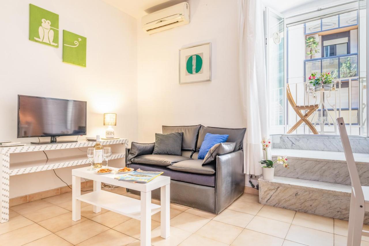 Stazione Centrale & Universita Lovely Apartment Бари Екстериор снимка